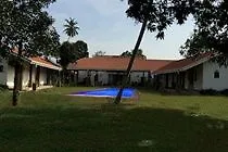 Hotel Lespri Grand Negombo